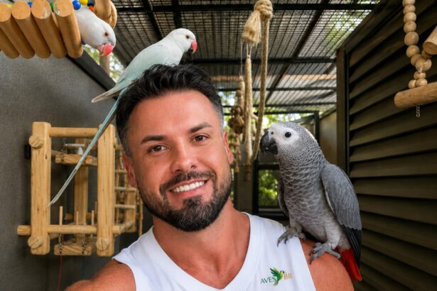Na AVES BR, Vinicius Del Rio diz que o trabalho é feito de forma específica e alinhada ao comportamento natural de cada espécie.