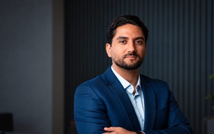 Lucas Anjos, CEO da Galgar Digital, afirma que marketing, vendas e tecnologia precisam trabalhar de forma alinhada em empresas industriais para potencializar o crescimento.